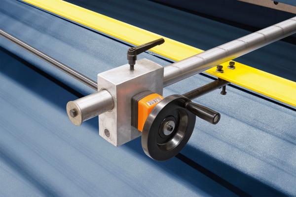 Bernardo MTM 1250 x 3 mm Motorische Tafelblechschere